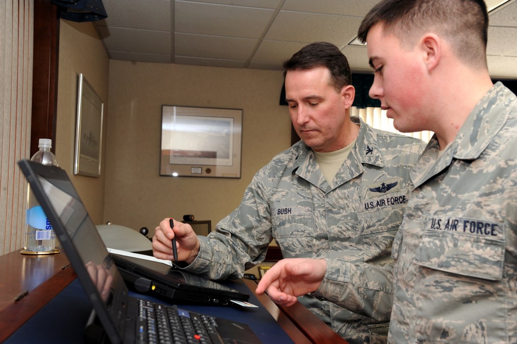 airmen use Lenovo computers