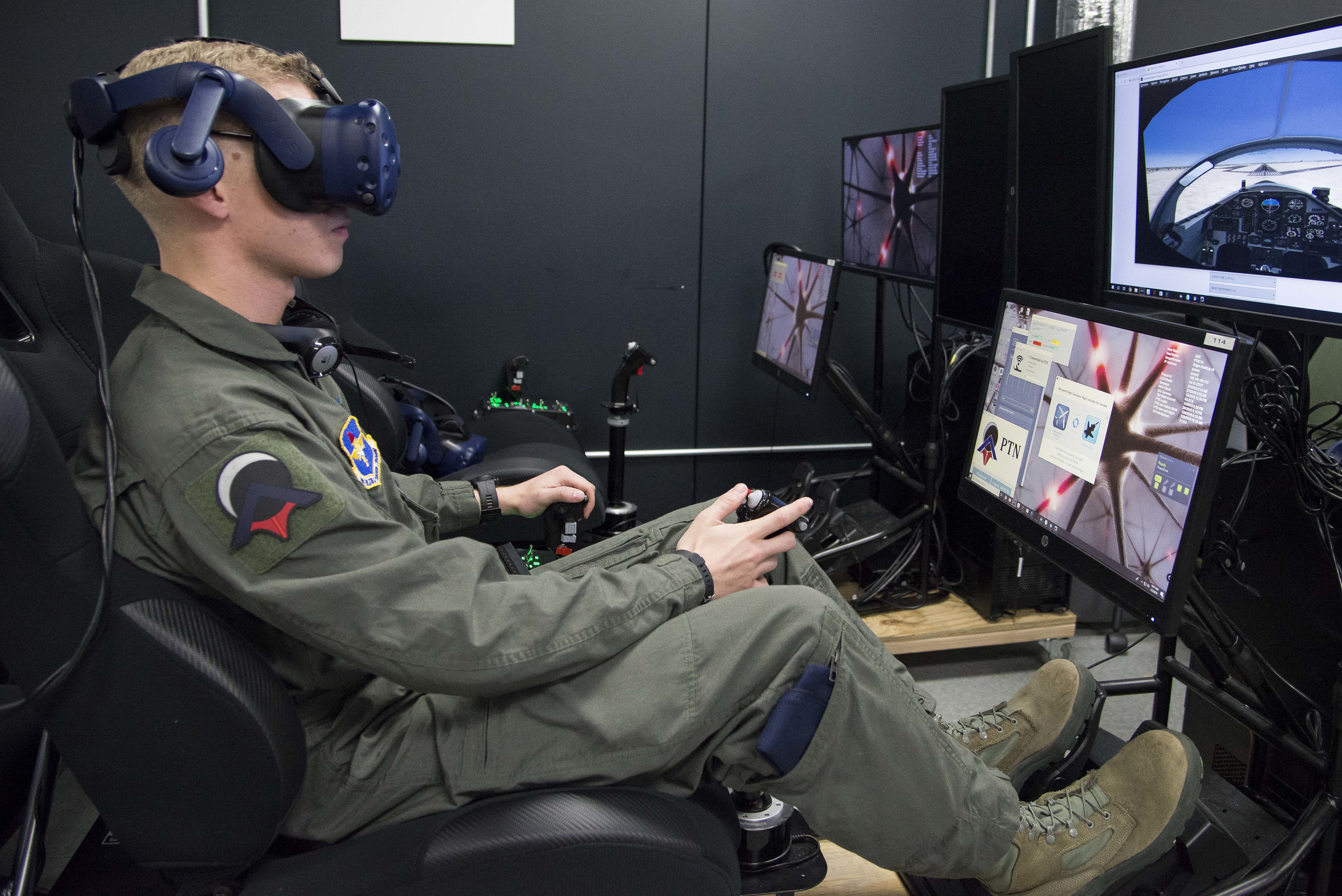 Are VR flight simulators the future of pilot training?