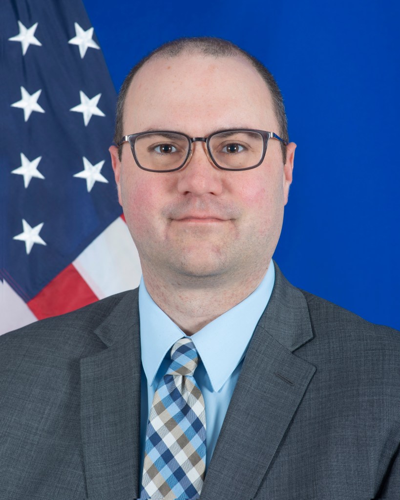 Photo of Eric Stein, U.S. State Department Eric Stein, deputy assistant secretary for the Office of Global Information Services, 