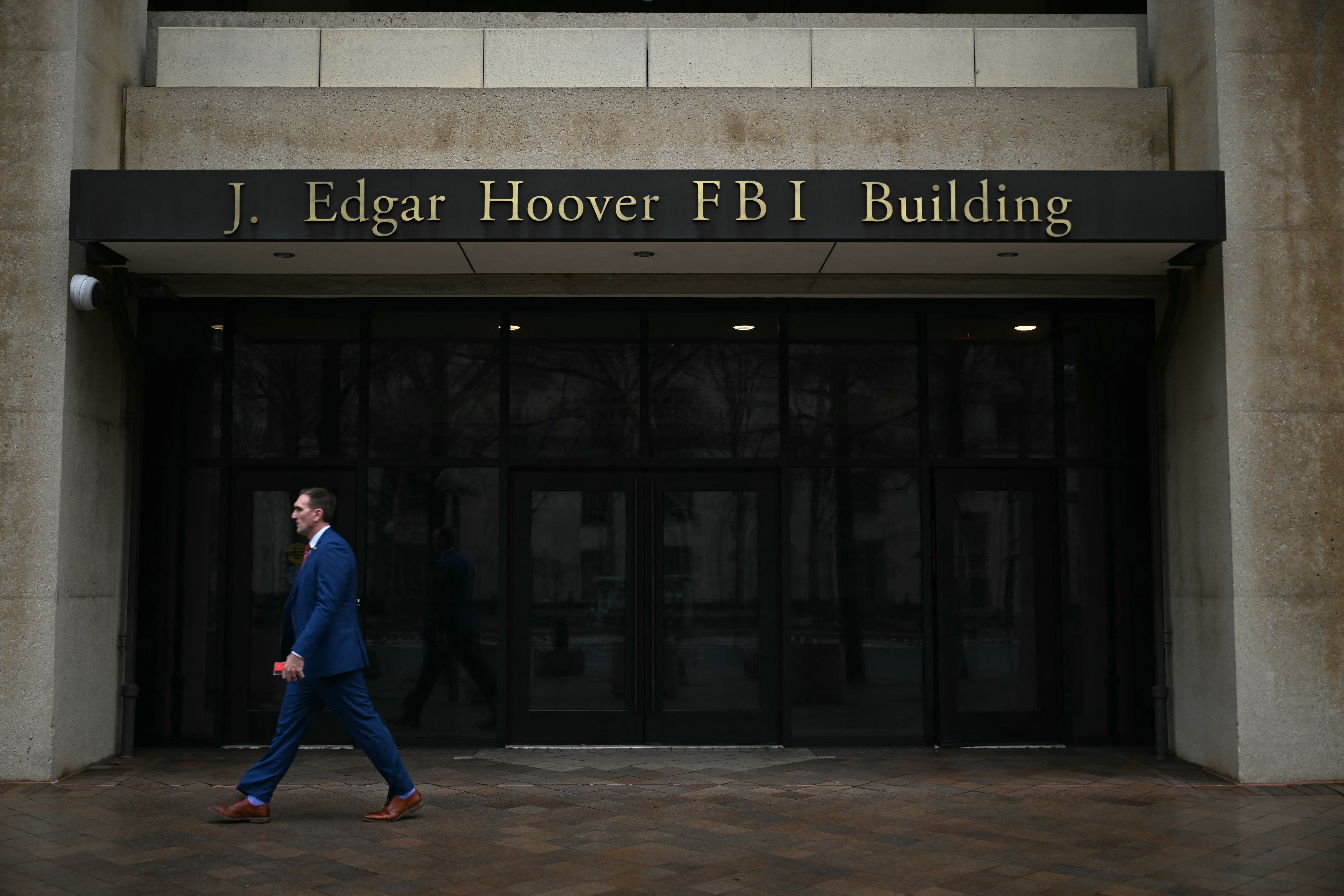 FBI expands AI-powered biometric, facial recognition capabilities ...