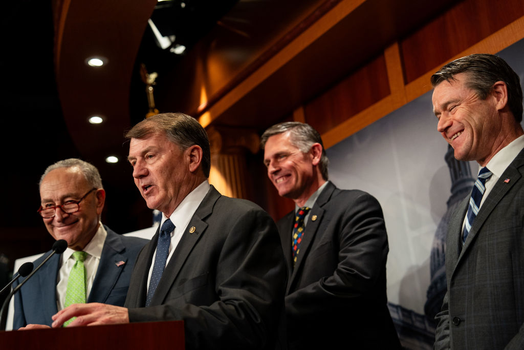 Senators take another swing at bill to codify federal AI resource