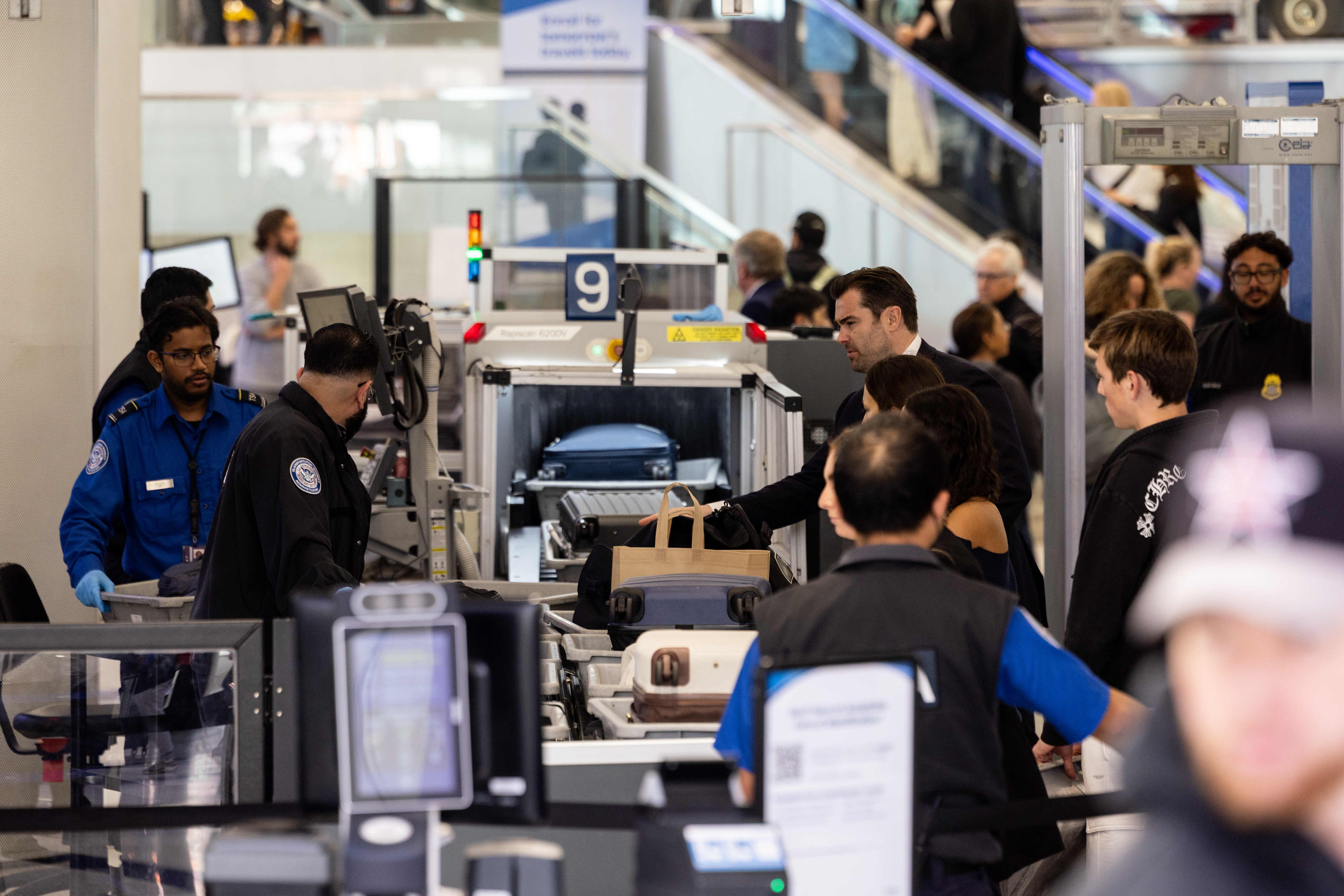 DHS taps dataset of baggage images to improve TSA scans